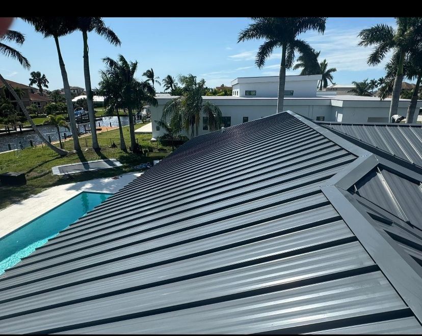 Standing seam metal roof